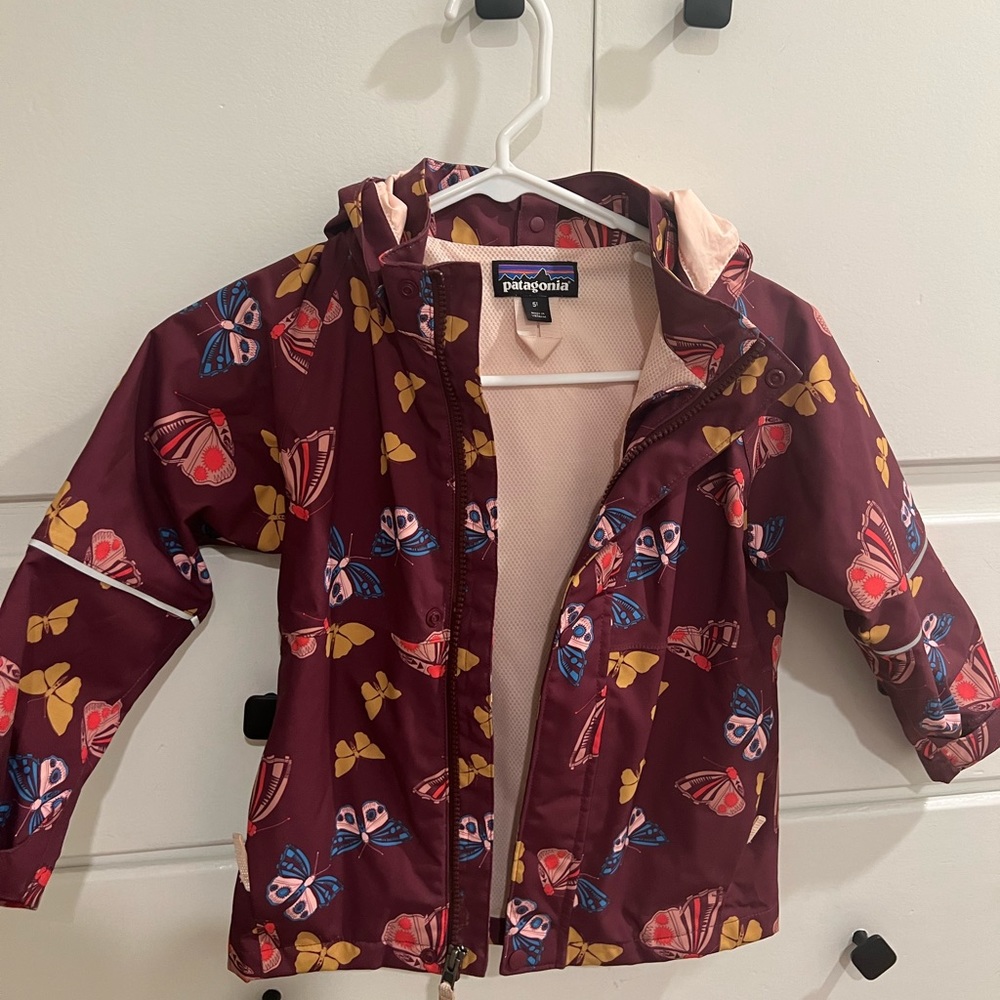 Girls 5T Patagonia Rain Jacket